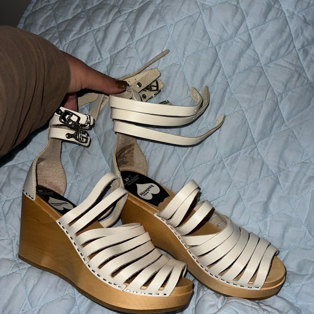 Stylish White Wedge Sandals